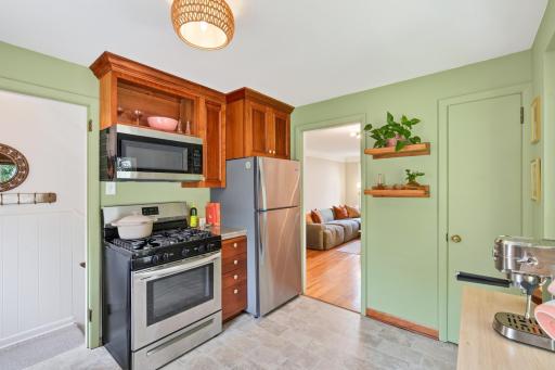 6116 Queen Avenue S, Minneapolis, MN 55410