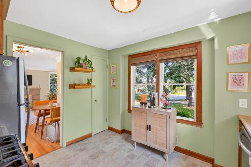 6116 Queen Avenue S, Minneapolis, MN 55410
