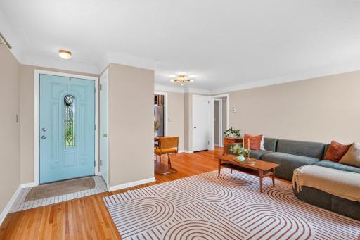 6116 Queen Avenue S, Minneapolis, MN 55410