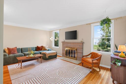 6116 Queen Avenue S, Minneapolis, MN 55410