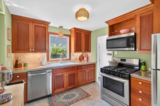 6116 Queen Avenue S, Minneapolis, MN 55410