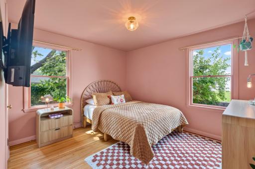6116 Queen Avenue S, Minneapolis, MN 55410