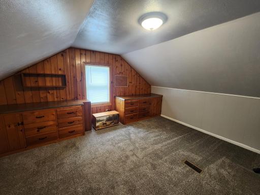 814 3rd Street SE, Pipestone, MN 56164
