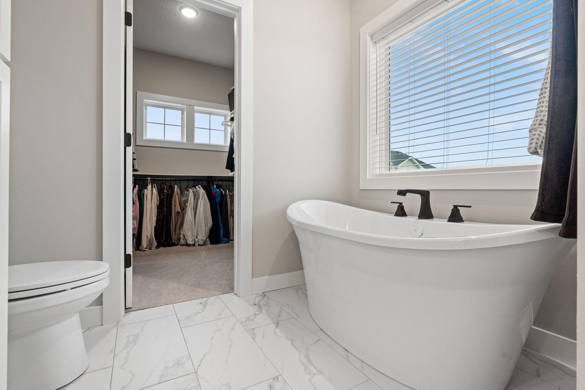 42-web-or-mls-23996 186th St NW-290.JPG