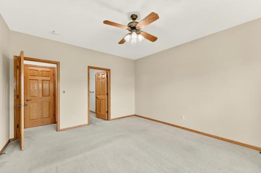 Primary Bed/Bath