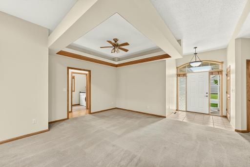 Dining area /flex space