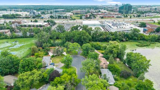 Located on a quiet cul-de-sac with easy access to shopping, dining, major freeways, MSP Airport and Normandale Lake Park