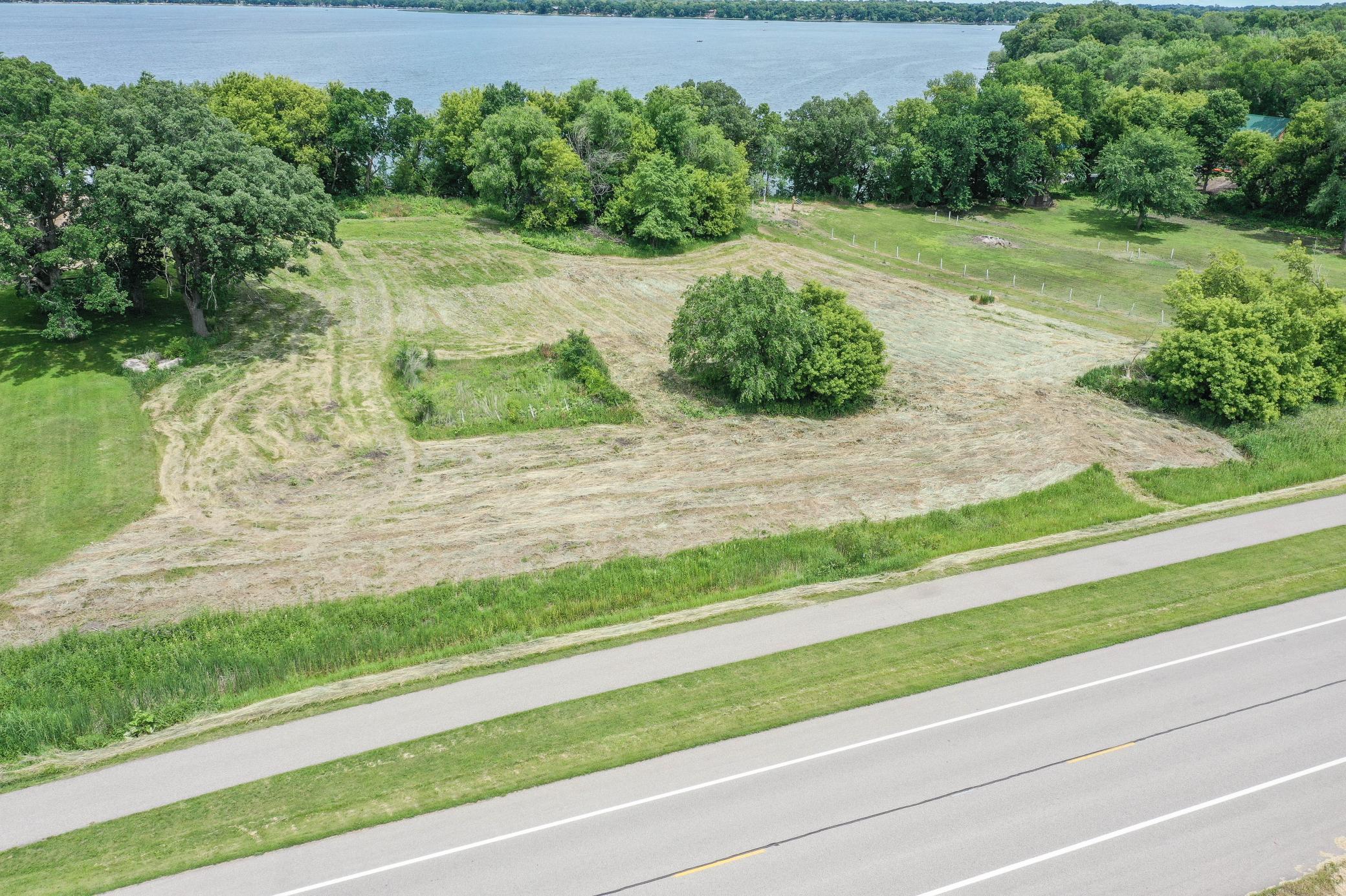 1.67 +/- acre Surveyed Lot Diamond Lake