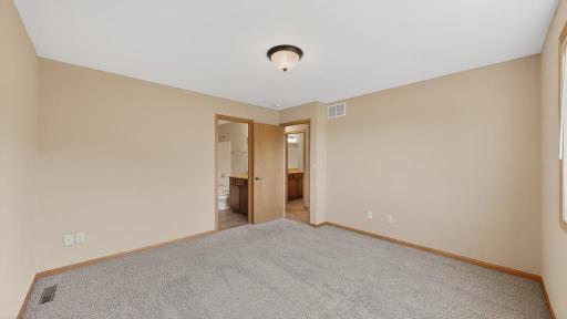 4024 Stone Point Drive NE, Rochester, MN 55906