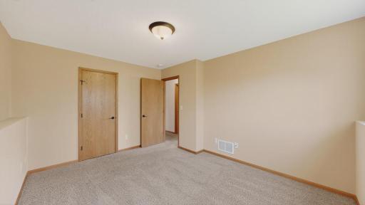 4024 Stone Point Drive NE, Rochester, MN 55906