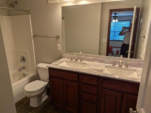 High top double sinks in Primary