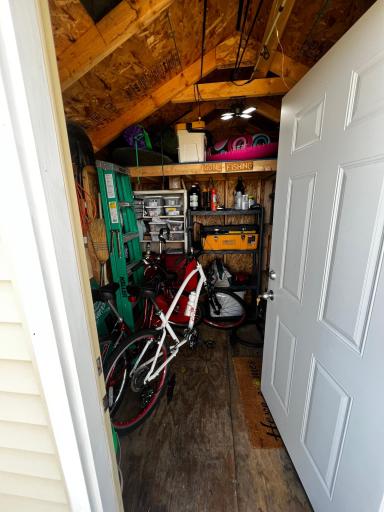 1208 E Lake Street, Osakis, MN 56360