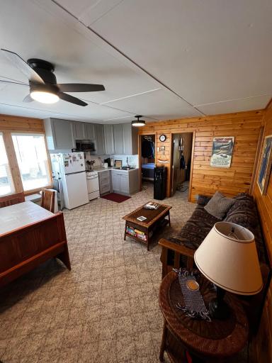 1208 E Lake Street, Osakis, MN 56360