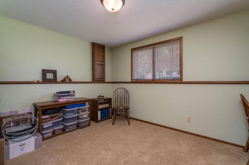 1028 Shady Oak Drive, Mankato, MN 56003