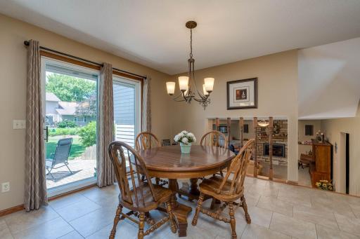 1028 Shady Oak Drive, Mankato, MN 56003