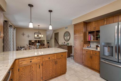 1028 Shady Oak Drive, Mankato, MN 56003