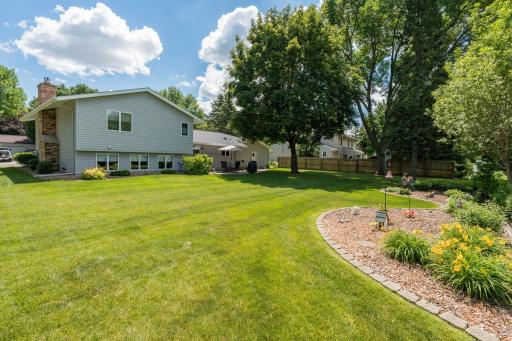1028 Shady Oak Drive, Mankato, MN 56003