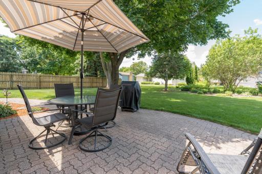 1028 Shady Oak Drive, Mankato, MN 56003