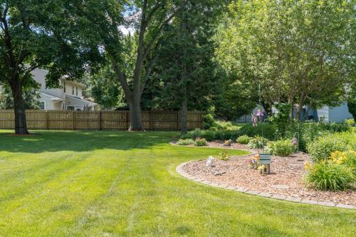 1028 Shady Oak Drive, Mankato, MN 56003