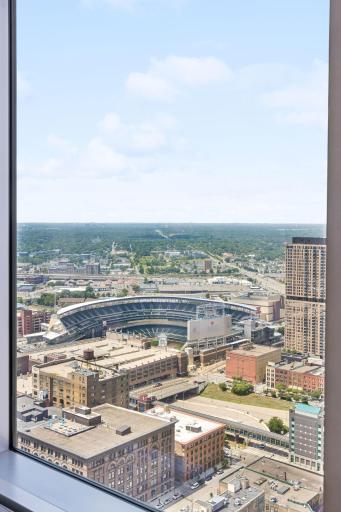 255 Hennepin Avenue, 3505, Minneapolis, MN 55401