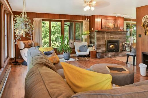 405 Oakwood Drive, Durand, WI 54736