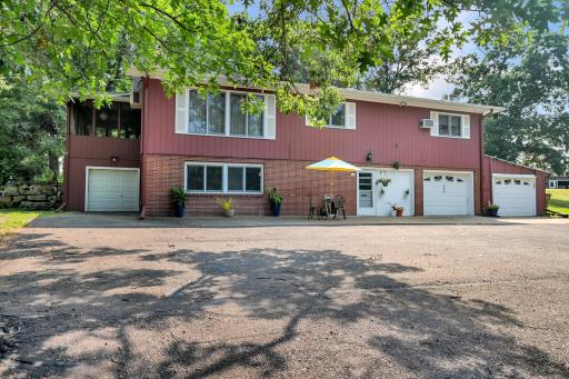 405 Oakwood Drive, Durand, WI 54736