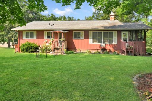 405 Oakwood Drive, Durand, WI 54736