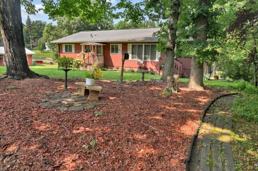 405 Oakwood Drive, Durand, WI 54736