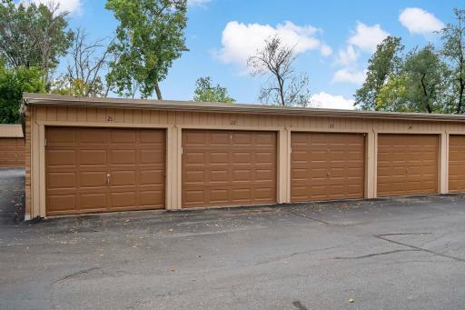 Garage stall with spacious storage for unit owner!