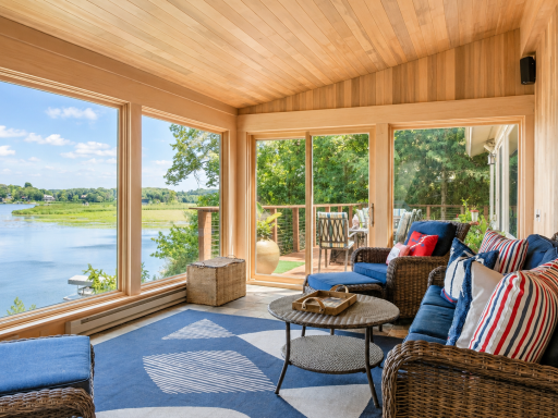 Lone Cedar Porch.png