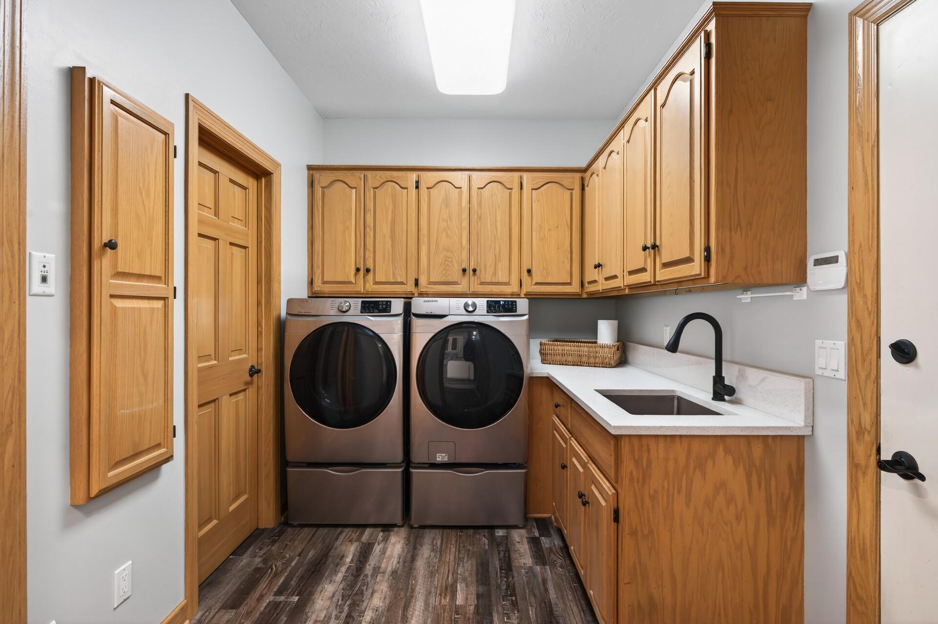 Main floor laundry in rear entry