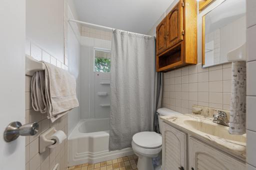 Main Level Bathroom.jpg