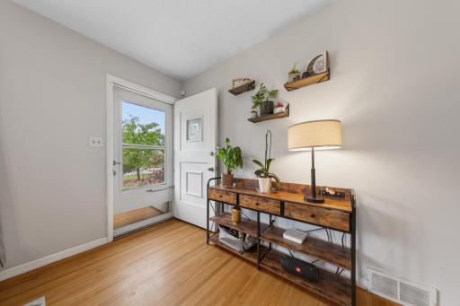 Entryway.jpg