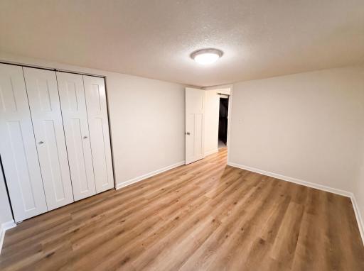 2084 Hillview Road, North Saint Paul, MN 55112