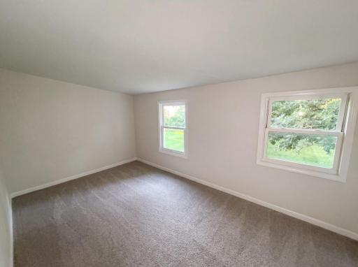 2084 Hillview Road, North Saint Paul, MN 55112
