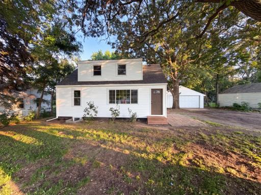 Photo for 2084 Hillview Road, North Saint Paul, MN 55112 - listing #7104653 2084 Hillview Road, North Saint Paul, MN 55112