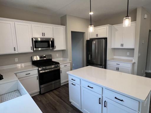 13891 10th Avenue S, Zimmerman, MN 55398