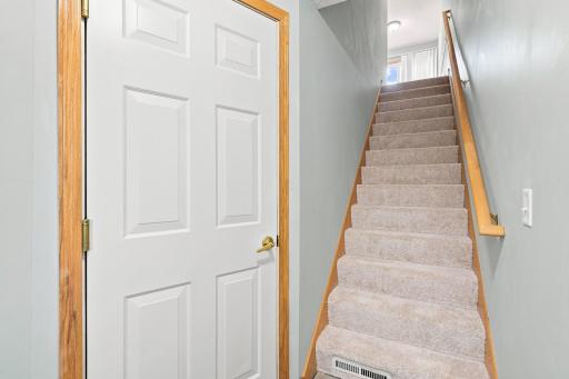 2875 Arboretum Village Trail, Chanhassen, MN 55331