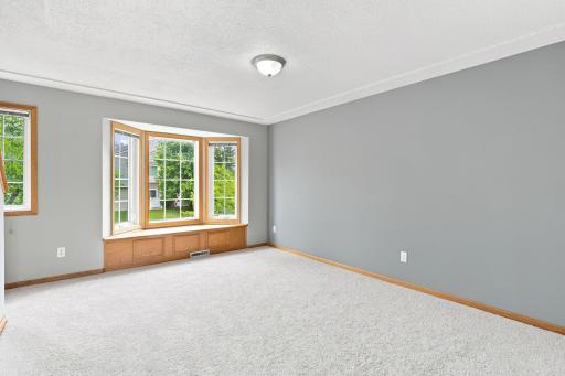 2875 Arboretum Village Trail, Chanhassen, MN 55331
