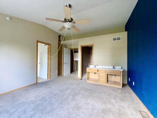 4834 Bisset Lane, Inver Grove Heights, MN 55076