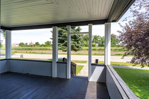 434 Bridge Street, Crookston, MN 56716