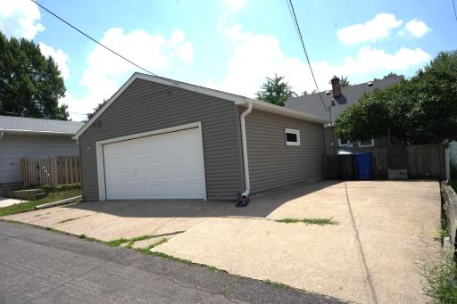 1945 Nevada Avenue E, Saint Paul, MN 55119