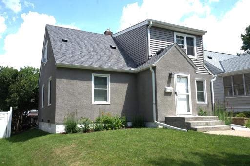 1945 Nevada Avenue E, Saint Paul, MN 55119