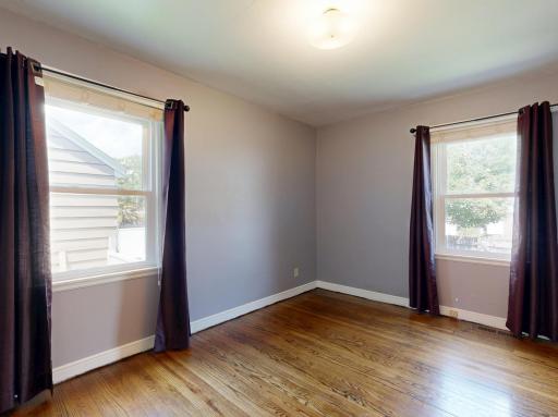 1945 Nevada Avenue E, Saint Paul, MN 55119