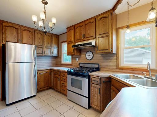 1945 Nevada Avenue E, Saint Paul, MN 55119