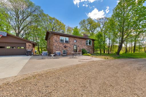 16244 560th Lane, Good Thunder, MN 56037