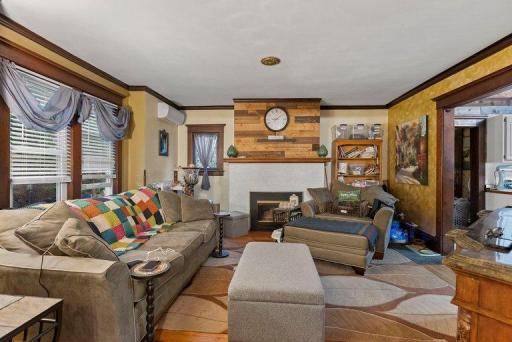 975 E 4th Street, New Richmond, WI 54017