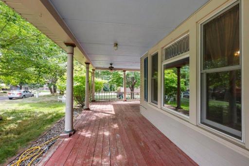 975 E 4th Street, New Richmond, WI 54017