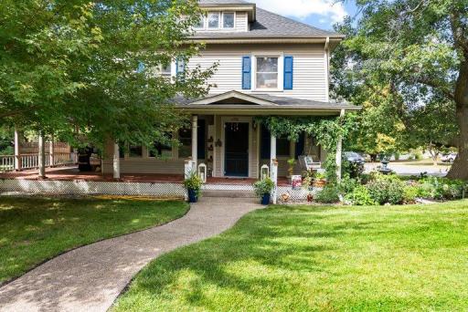 975 E 4th Street, New Richmond, WI 54017