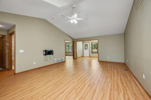 708 W 4th Street, Monticello, MN 55362